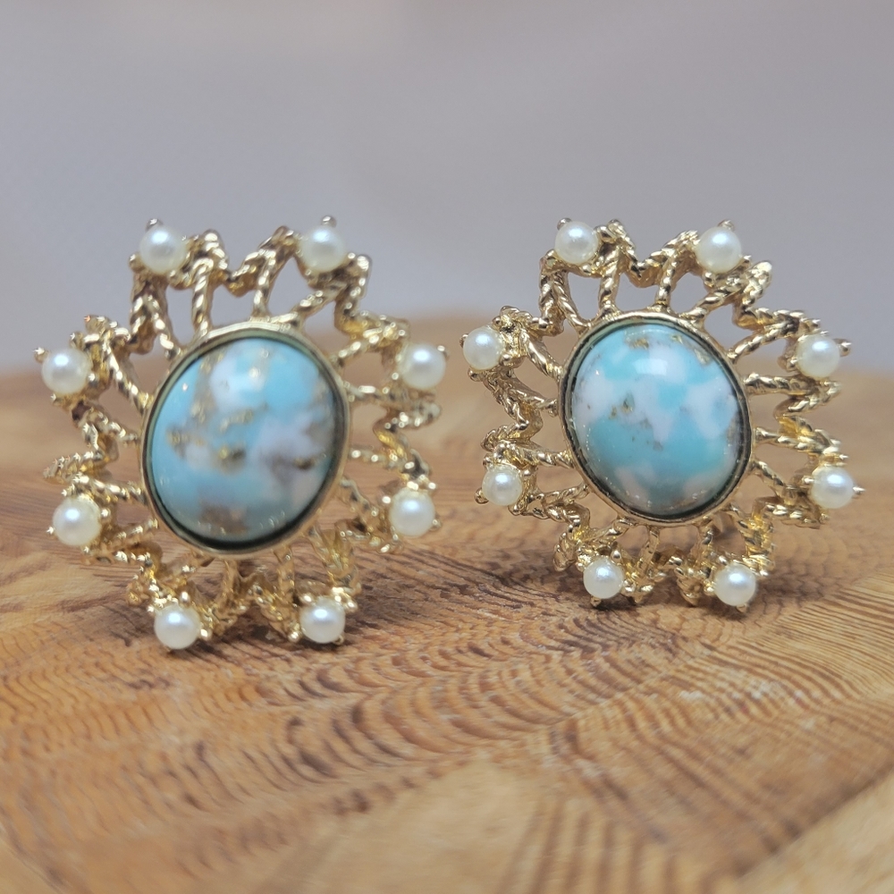 80's Turquoise Cap Sunburst Clip On Earings